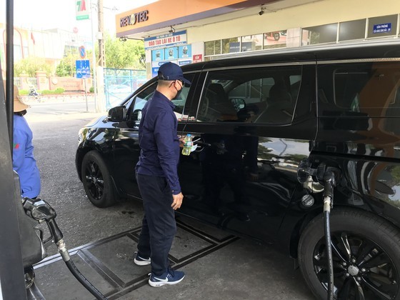Responsible department asks fuel distributors to prevent supply interruption ảnh 1