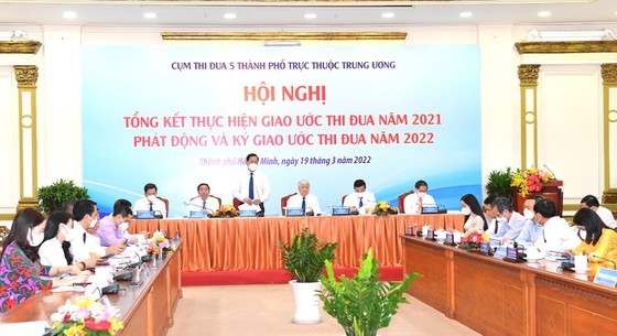 More workers, farmers, laborers with achievements in production to be awarded ảnh 1