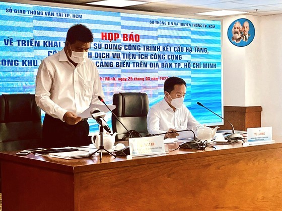 HCMC starts to collect seaport fees from April 1 ảnh 1