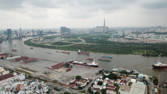 HCMC starts to collect seaport fees from April 1 ảnh 2