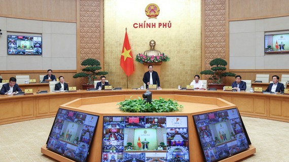 Entire state machinery puts great efforts to fulfill socio-economic growth goals ảnh 1