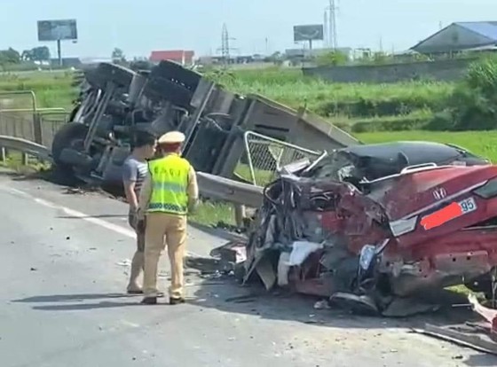 55 people die in traffic accidents during long holidays ảnh 1