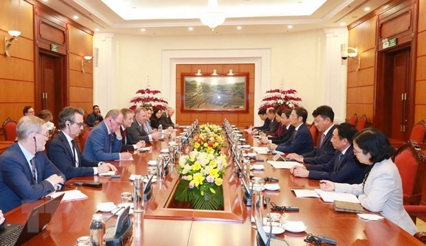 Party official highlights Vietnam’s net zero emission goal for 2050 ảnh 1