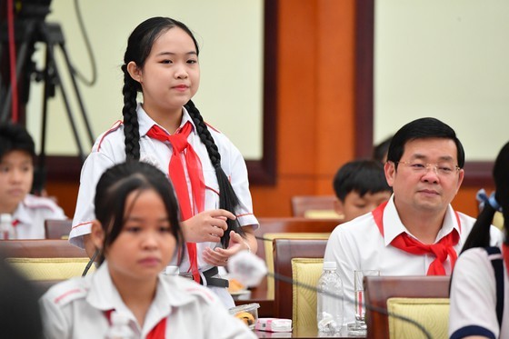 Chairwoman Nguyen Thi Le: Listening to children to take better care of them ảnh 2