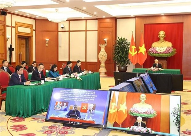 Vietnam prioritises developing ties with Mozambique: Party chief ảnh 1