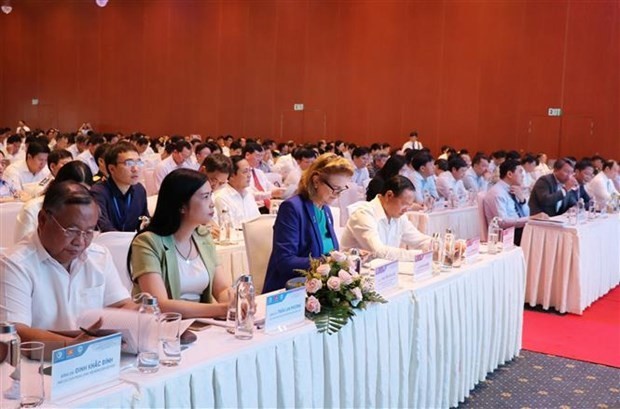 Forum spotlights sustainable development of Vietnamese marine economy ảnh 1