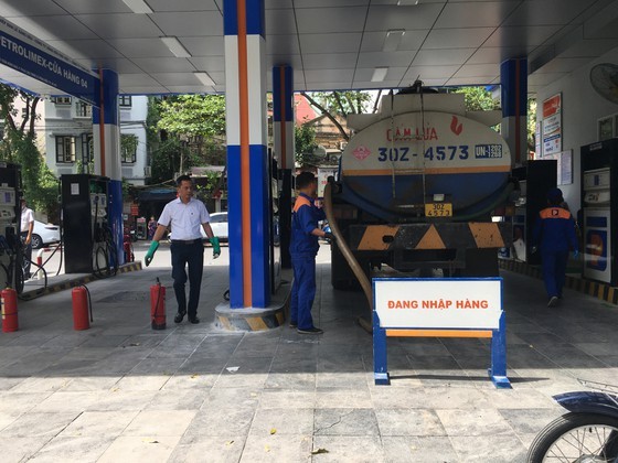 Vietnam to increase national reserves of petroleum: Deputy Minister ảnh 2