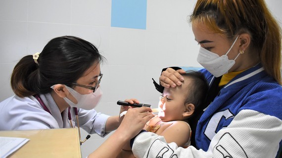 Substantial rise in HFMD amongst children ảnh 1