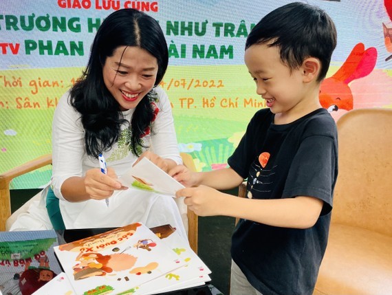 Vietnamese picture books come back in favor ảnh 1