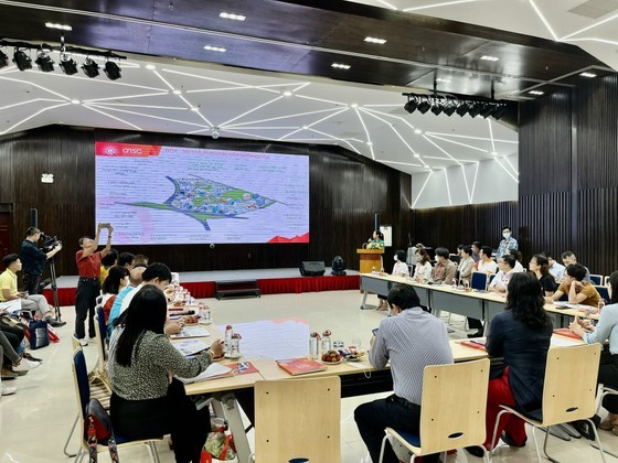 Vice Chairwoman tours tourist attractions in District 12, Hoc Mon district ảnh 1