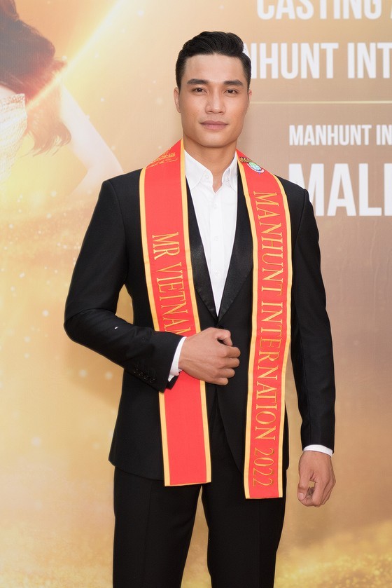 Tran Manh Kien represents Vietnam at Manhunt International 2022 ảnh 1