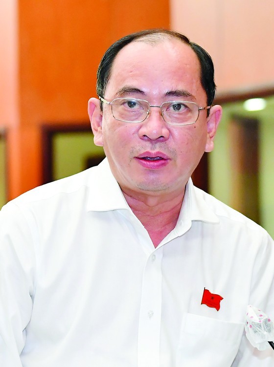 Self-financed hospital managers petition for precise hospital charges ảnh 1