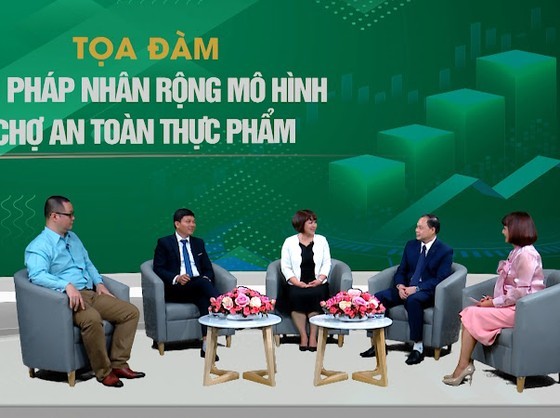 More than 8,000 traditional markets to be converted into food safety markets ảnh 1