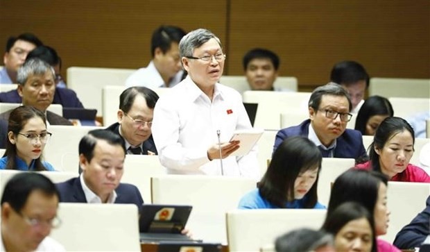 Legislators recommend due attention to income for public sector workers ảnh 1