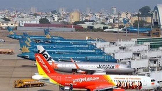 Airlines announced to increase domestic flights to serve Lunar New Year ảnh 1