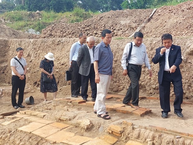 New architectural vestiges found in ancient Thang Long Citadel ảnh 1