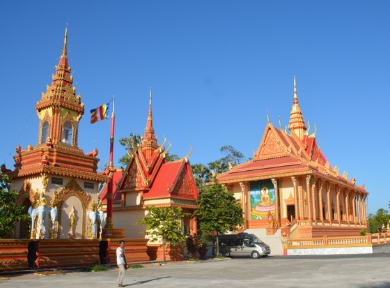 Xiem Can pagoda in Bac Lieu City recognized as outstanding tourist destination ảnh 2