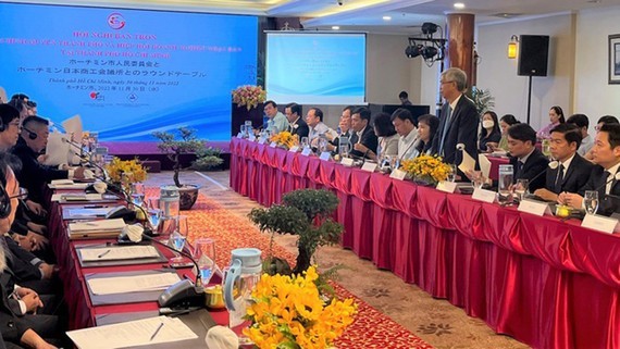 Dialogue between authorities, Japanese businesses held to solve difficulties ảnh 1