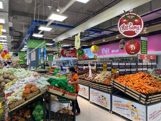 Higher demand drives consumer prices up ahead of Tet ảnh 1