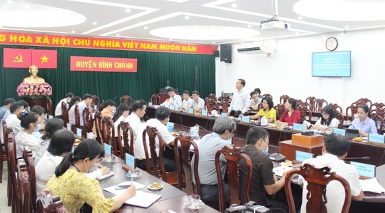 Binh Chanh prepares 26,000 gifts for social policy beneficiaries on Tet holiday ảnh 1