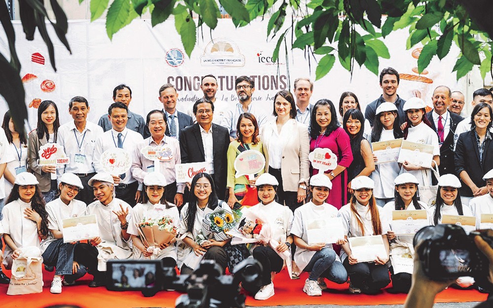 Ms. Emmanuelle Pavillon-Grosser attends the graduation ceremony at Thu Duc College of Technology