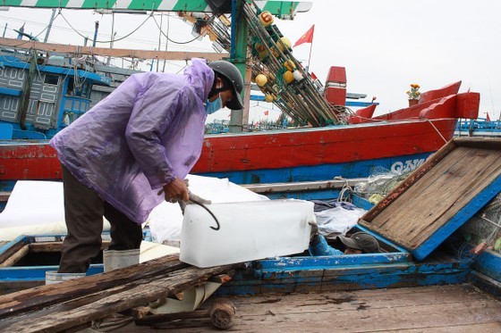 Few people get engaged in marine job