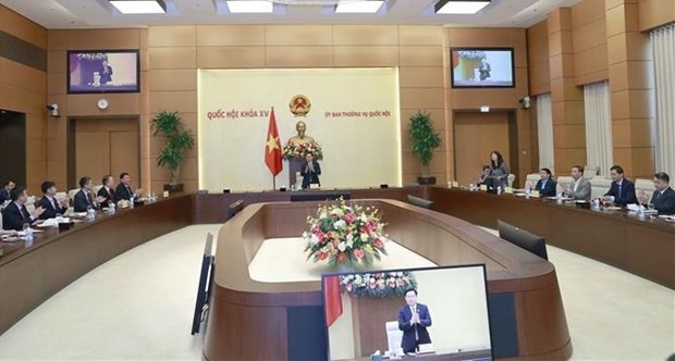 At the meeting between Chairman of the National Assembly Vuong Dinh Hue and chiefs of Vietnam’s diplomatic representative missions abroad for 2023-2026 term. (Photo: VNA)