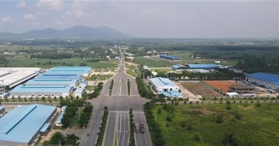 Chau Duc Industrial Park in Ba Ria-Vung Tau province. Investors from Taiwan (China) are particularly keen on Vietnam’s industrial, office and retail real estate. (Photo: VNA) Chau Duc Industrial Park in Ba Ria-Vung Tau province. Investors from Taiwan (China) are particularly keen on Vietnam’s industrial, office and retail real estate. (Photo: VNA)
