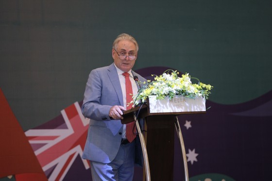 Australia’s Minister of Trade and Tourism Hon Don Farrell speaks at the forum