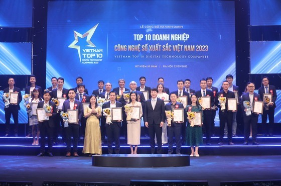 Top 10 outstanding Digital Technology Enterprises in Vietnam 2023 are announced this morning