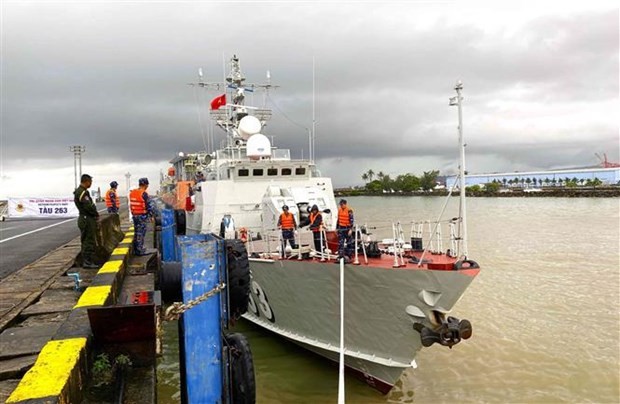 Ship 263 of the Naval Region 3 Command under the Vietnam People's Navy docks at Sihanoukville, Preah Sihanouk province, Cambodia. (Photo: VNA)