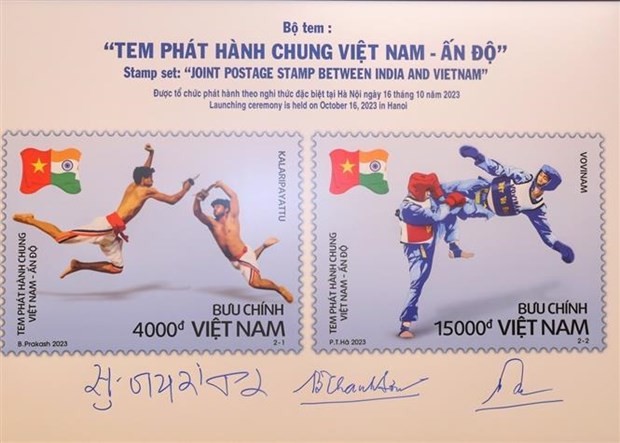 The set of joint postage stamps between Vietnam and India consists of two 43x32mm stamps depicting Vovinam and Kalarippayattu. (Photo: VNA)