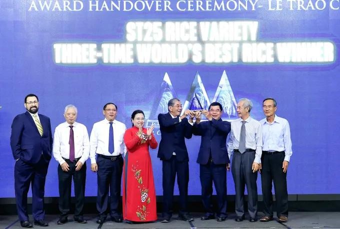 can tho chuc mung.jpg