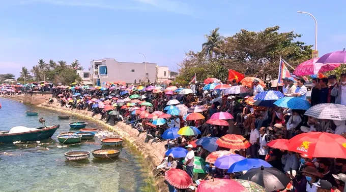 dua-thuyen-1-4495-1261.jpg