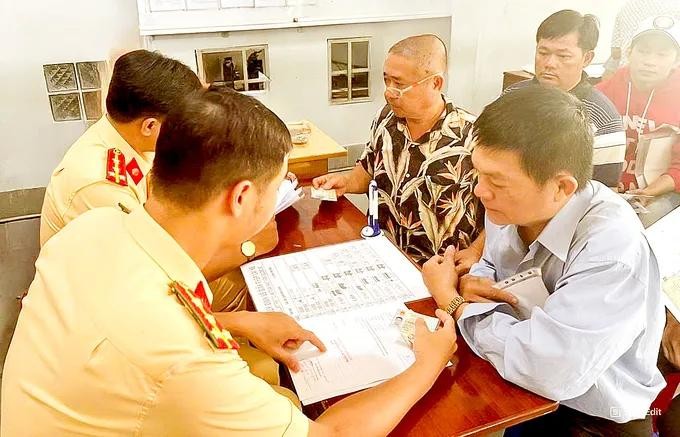nguoi nuoc ngoai.jpg
