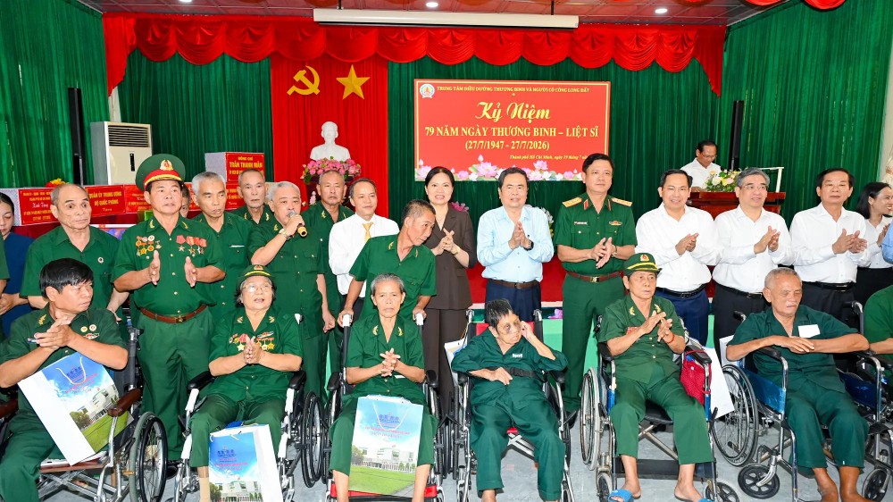 thuong benh binh.jpg