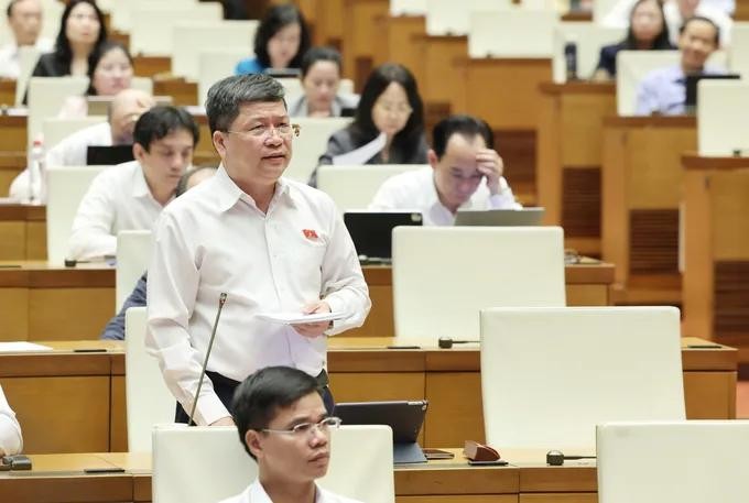 ta van ha.jpg