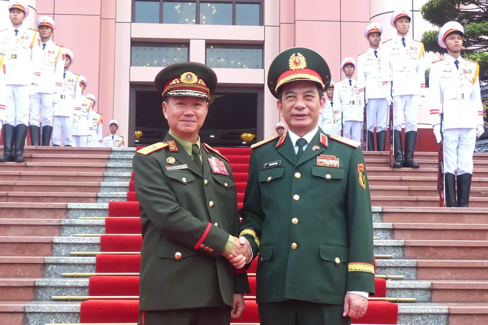 don-bt-quoc-phong-lao-6-439-5579.jpg