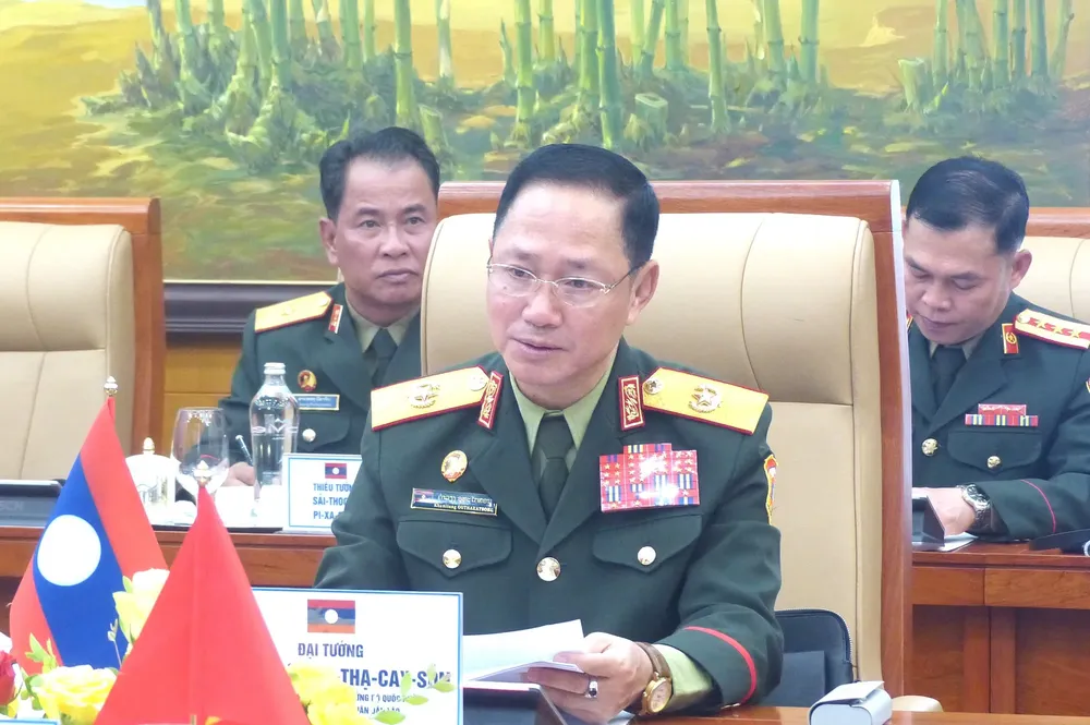 don-bt-quoc-phong-lao-9-5220-9957.jpg