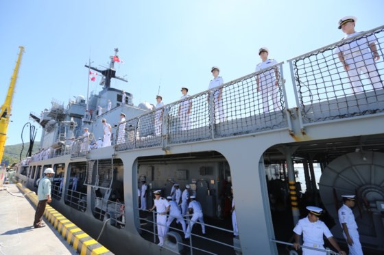 RoK's naval ships arrive in Da Nang city  ảnh 2