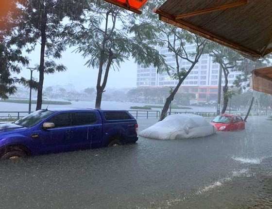 Floodwater raising in central region  ảnh 1