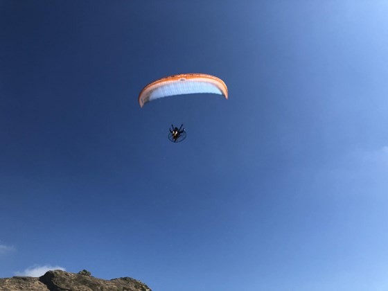 Quang Ngai kicks off Int’l Paragliding Championship for first time  ảnh 4