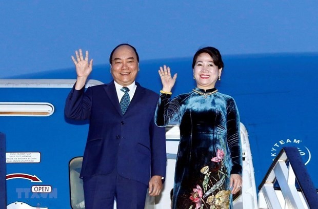 Prime Minister Nguyen Xuan Phuc and his spouse (Photo: VNA)