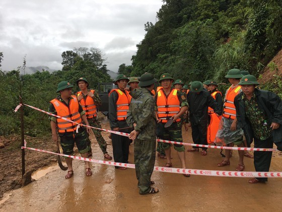 Rescuers find 14 dead bodies out of 22 missing soldiers in Quang Tri ảnh 1