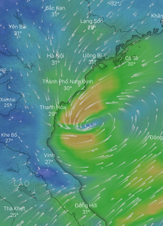 Tropical depression approaches North-Central Vietnam ảnh 1