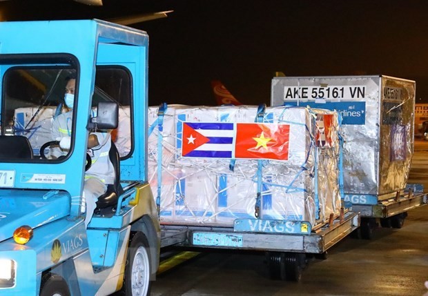 State President attends Cuban vaccine handover ceremony ảnh 1