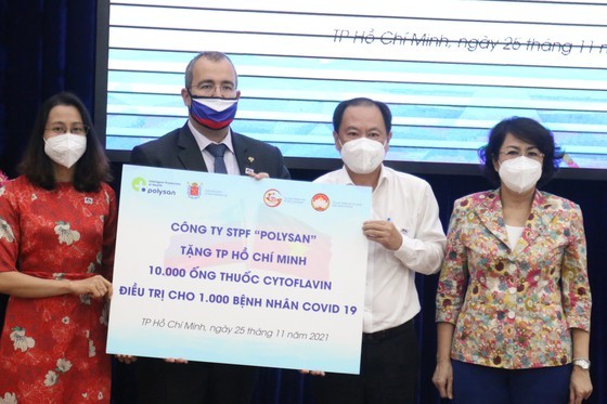 HCMC receives 10,000 ampoules of Cytoflavin for Covid-19 treatment ảnh 2