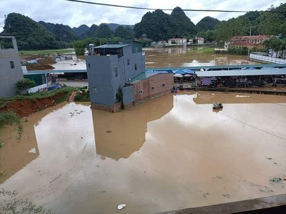 First seasonable rains in Northern region leave three dead, missing ảnh 1