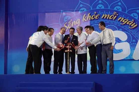 International Day of Yoga opens in Da Nang City ảnh 3