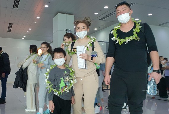 Phu Quoc announces hotlines to support tourists ảnh 1